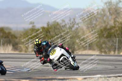 media/Dec-07-2025-CVMA (Sun) [[3e7d2de5dc]]/Race 5-Formula UL-CVMA Hooligans-American Thunder/